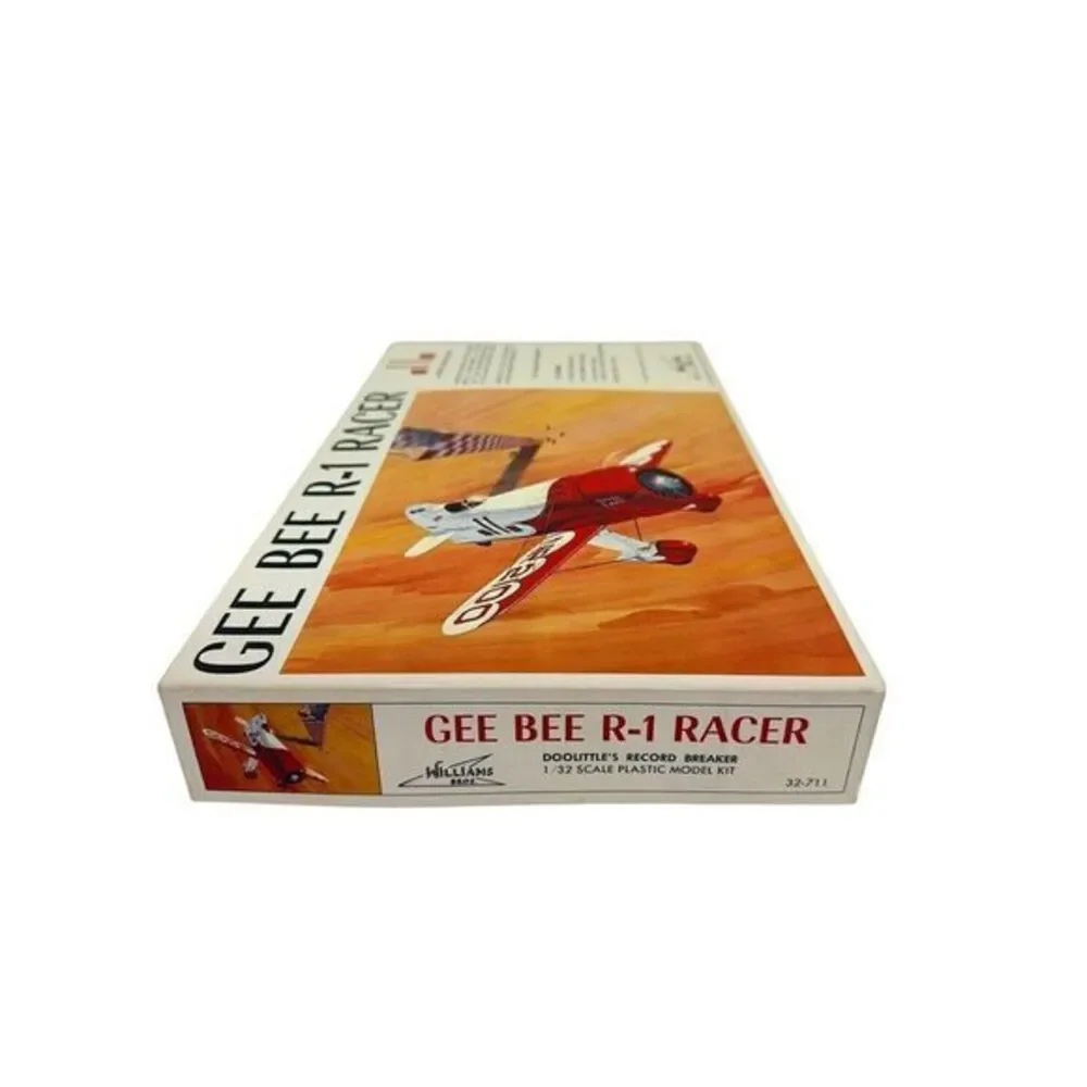 R.M. Williams gee bee